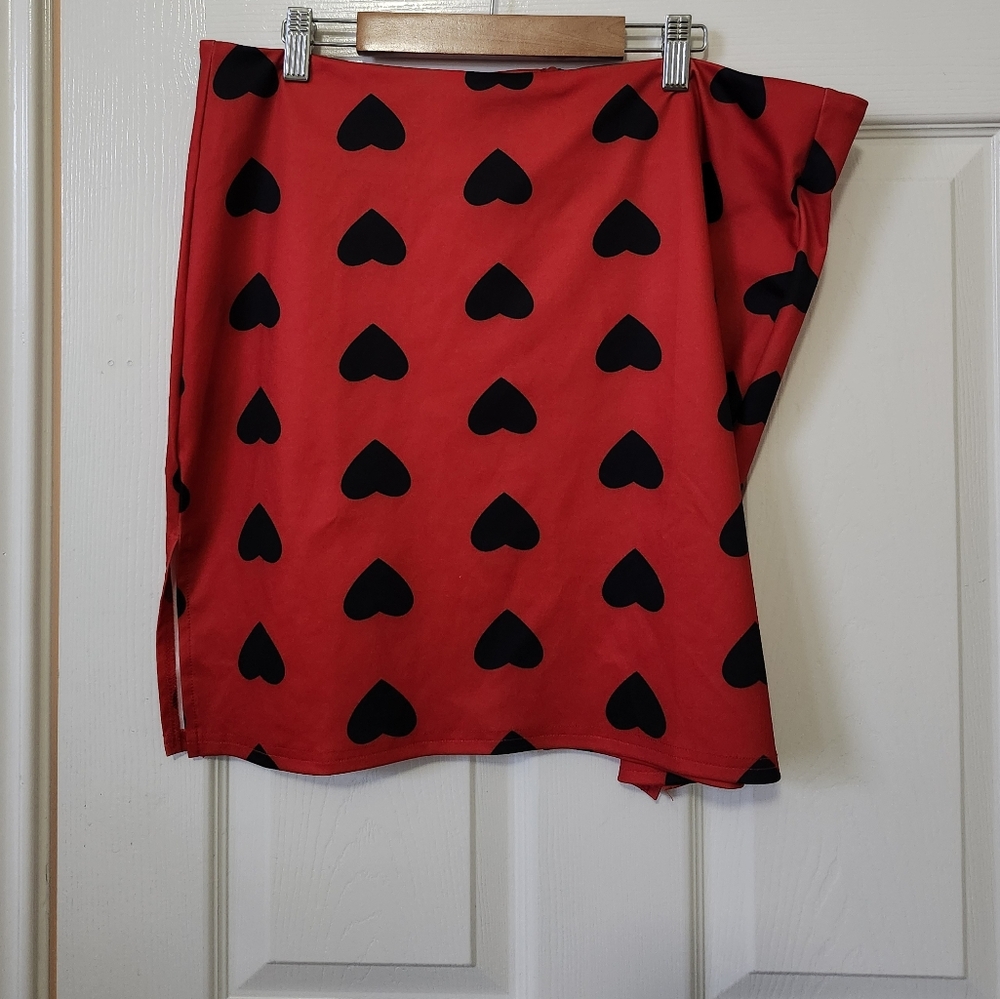 Boutique Red & Black Heart Print Leg Slit Mini Skirt Romantic Cute XL